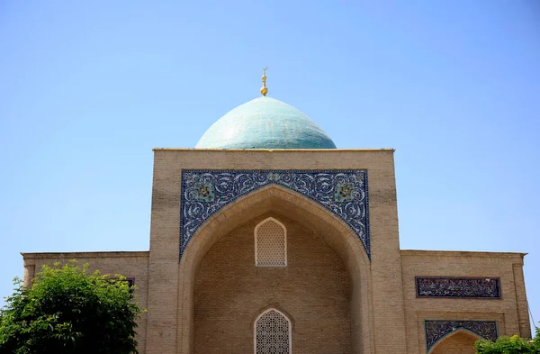 Zicht Het Kaffal Shashi Mausoleum Tasjkent Oezbekistan Hoge Kwaliteit Foto — Stockfoto