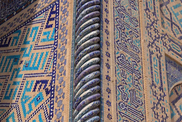 우즈베키스탄의 사마르칸트에 마드라사의 고품질 — 스톡 사진