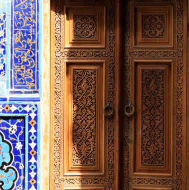 Özbekistan, Semerkant 'taki Shakhi Zinda mezarlığının giriş kapısı. Yüksek kalite fotoğraf