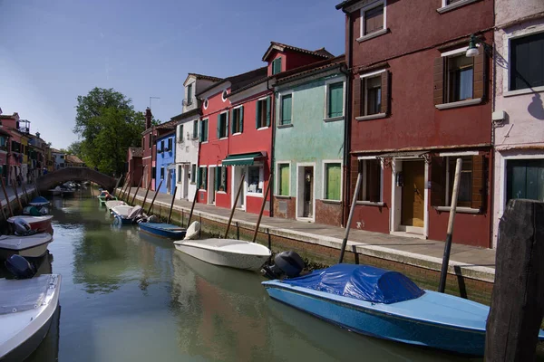 Die Charakteristischen Häuser Der Insel Burano Italien Hochwertiges Foto — Stockfoto