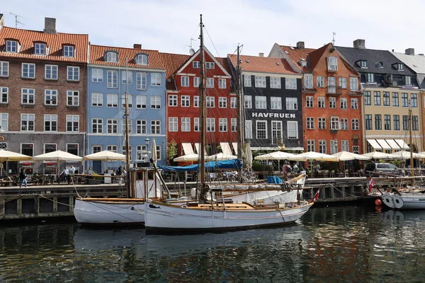 Canal Nyhavn Avec Ses Maisons Colorées Caractéristiques Copenhague Danemark Photo — Photo