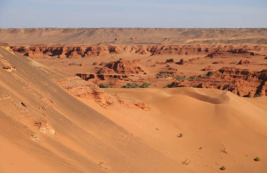 Khermen Tsav Kanyonu, Batı Gobi, Moğolistan 'daki en güzel yerlerden biri. Yüksek kalite fotoğraf
