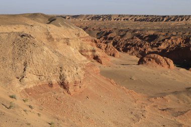 Khermen Tsav Kanyonu, Batı Gobi, Moğolistan 'daki en güzel yerlerden biri. Yüksek kalite fotoğraf