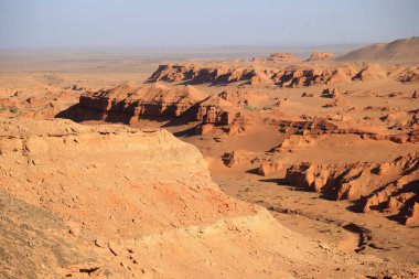 Khermen Tsav Kanyonu, Batı Gobi, Moğolistan 'daki en güzel yerlerden biri. Yüksek kalite fotoğraf