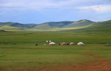 Ulaanbaatar yakınlarındaki Moğol bozkırında. Yüksek kalite fotoğraf