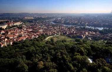 Prag şehrinin en iyi manzarası. Yüksek kalite fotoğraf