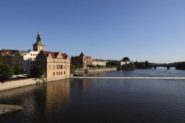 Vltava 'dan Prag şehri manzarası. Yüksek kalite fotoğraf