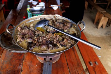 Vietnam 'daki Coc Ly pazarında domuz eti. Yüksek kalite fotoğraf