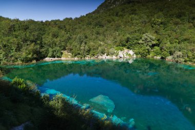 İtalya, Friuli Venezia Giulia 'daki Cornino Gölü manzarası. Yüksek kalite fotoğraf