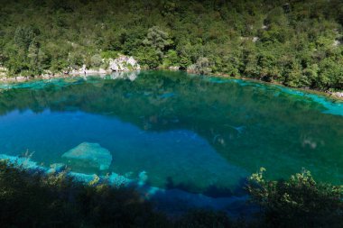 İtalya, Friuli Venezia Giulia 'daki Cornino Gölü manzarası. Yüksek kalite fotoğraf