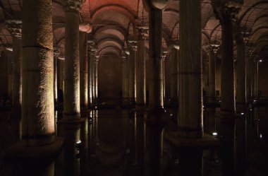 İstanbul 'daki Bazilika Sarnıcısının iç manzarası. Yüksek kalite fotoğraf