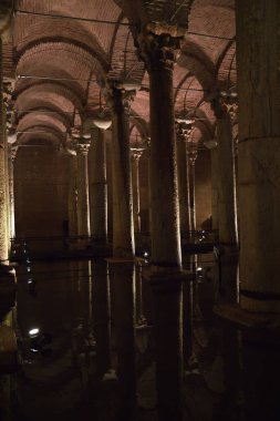 İstanbul 'daki Bazilika Sarnıcısının iç manzarası. Yüksek kalite fotoğraf