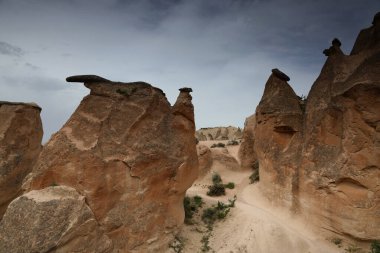 Türkiye 'nin Kapadokya kentindeki Hayal gücü Vadisi manzarası. Yüksek kalite fotoğraf