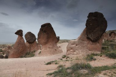 Türkiye 'nin Kapadokya kentindeki Hayal gücü Vadisi manzarası. Yüksek kalite fotoğraf