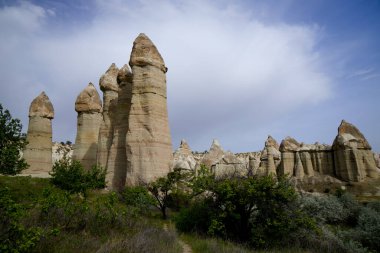 Kapadokya, Türkiye 'deki Aşk Vadisi' nin kaya oluşumları. Yüksek kalite fotoğraf