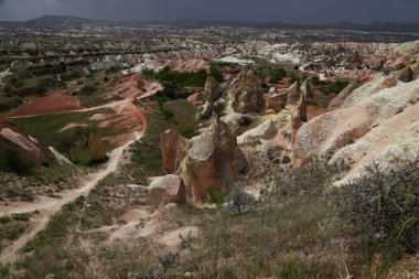 Kapadokya, Türkiye 'deki Kızıl Vadi' nin kaya oluşumları. Yüksek kalite fotoğraf