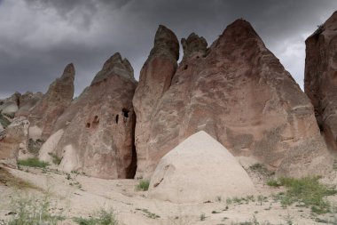 Türkiye 'nin Kapadokya kentindeki Gül Vadisi' nde kaya oluşumları. Yüksek kalite fotoğraf