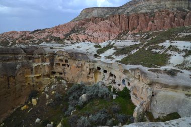 Türkiye 'nin Kapadokya kentindeki Gül Vadisi' nde kaya oluşumları. Yüksek kalite fotoğraf