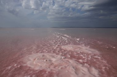 Türkiye 'nin Tuz Golu tuz gölünün güzel renkleri. Yüksek kalite fotoğraf