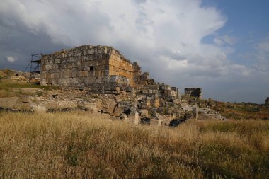 Türkiye 'nin Hierapolis kentinde harabeler. Yüksek kalite fotoğraf
