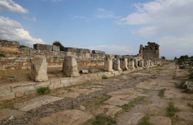 Türkiye 'nin Hierapolis kenti harabeleri. Yüksek kalite fotoğraf