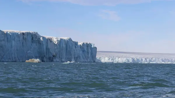 stock image Austfonna, the ice cap located on Nordaustlandet, Svalbard archipelago. High quality photo