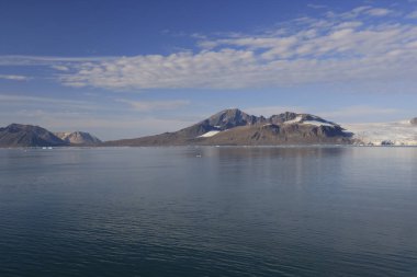 Lilliehookbreen Svalbard 'daki buzul kompleksi. Yüksek kalite fotoğraf