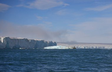 Austofonna Ice Cap manzarası, Svalbard. Yüksek kalite fotoğraf