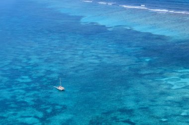 Belize Bariyer Resifi 'nin hava görüntüsü. Yüksek kalite fotoğraf