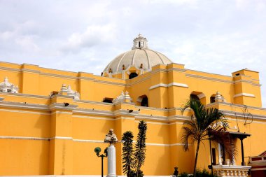Antigua, Guatemala 'daki Iglesia De La Merced. Yüksek kalite fotoğraf