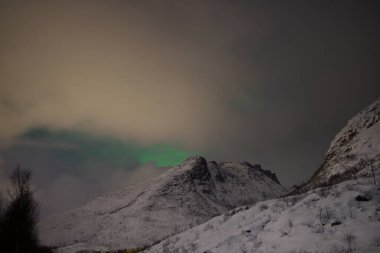 Tromso, Norveç 'in gökyüzünde Kuzey Işıkları. Yüksek kalite fotoğraf