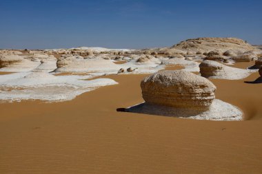 Güzel Eski Beyaz Çöl manzarası, Mısır. Yüksek kalite fotoğraf