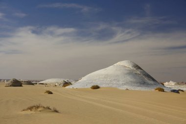 Eski Beyaz Çöl 'ün garip kaya oluşumları, Mısır. Yüksek kalite fotoğraf