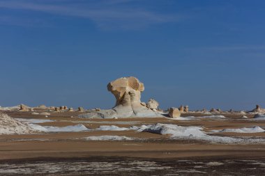 Mısır 'ın Yeni Beyaz Çölü' nün kaya oluşumu. Yüksek kalite fotoğraf