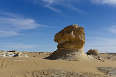 Mısır 'ın Yeni Beyaz Çölü' nün kaya oluşumu. Yüksek kalite fotoğraf