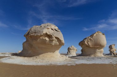 Mısır 'ın Yeni Beyaz Çölü' nün kaya oluşumu. Yüksek kalite fotoğraf