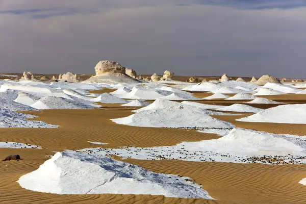Beyaz Çöl Kayalıkları, Mısır. Yüksek kalite fotoğraf