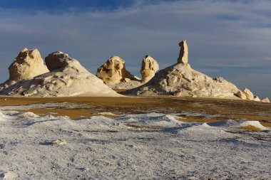 Beyaz Çöl Kayalıkları, Mısır. Yüksek kalite fotoğraf