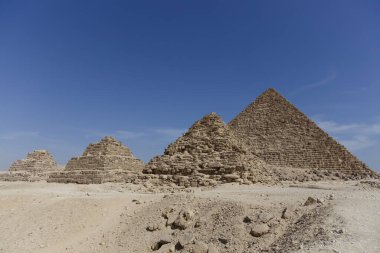Giza, Mısır 'daki Menkaure Piramidi' nin görüntüsü. Yüksek kalite fotoğraf