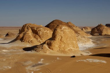 Mısır 'daki Engeller Çölü' nün garip kaya oluşumları. Yüksek kalite fotoğraf