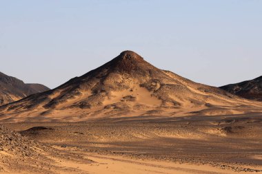 Mısır 'daki Kara Çöl' ün Mars manzarası. Yüksek kalite fotoğraf