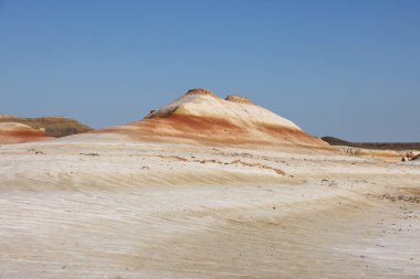 Tiramisu Kanyonu 'nun inanılmaz jeolojik oluşumları, Mangystau. Yüksek kalite fotoğraf