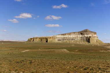 Mangystau, Kazakistan 'daki Sherkala Dağı manzarası. Yüksek kalite fotoğraf