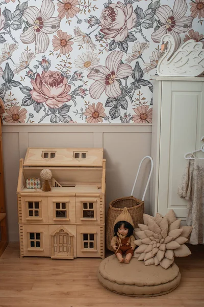 Oyuncaklarla Modern Mobilyalarla Dolu Şirin Bir Çocuk Odası Güzel Bir — Stok fotoğraf