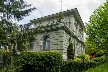20.06.22 Switzerland. İsviçre Burgdorf 'taki güzel şehir parkı