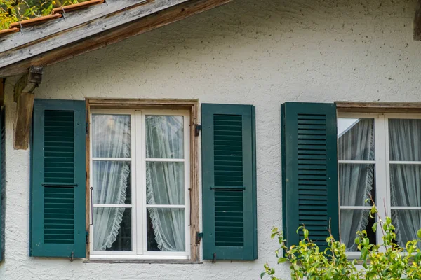 stock image Beautiful Swiss windows in an alpine village