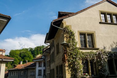 23.07.22 Switzerland. İsviçre 'deki inanılmaz güzel Freiburg şehri. Mimarlık ve panorama