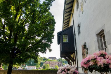 23.07.22 Switzerland. İsviçre 'deki inanılmaz güzel Freiburg şehri. Mimarlık ve panorama