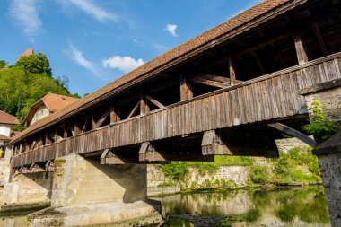 23.07.22 Switzerland. İsviçre 'deki inanılmaz güzel Freiburg şehri. Mimarlık ve panorama