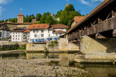 23.07.22 Switzerland. İsviçre 'deki inanılmaz güzel Freiburg şehri. Mimarlık ve panorama